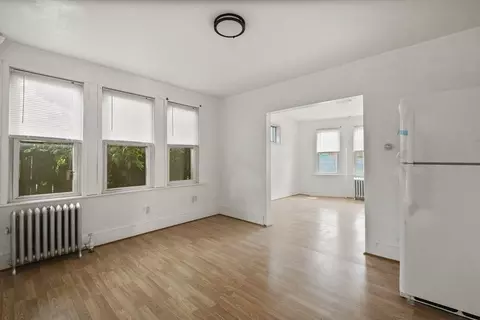 825 Park Ave, Woonsocket, RI 02895 photo 4