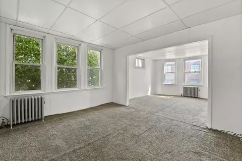 825 Park Ave, Woonsocket, RI 02895 photo 14