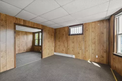 825 Park Ave, Woonsocket, RI 02895 photo 23