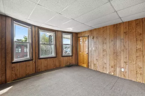 825 Park Ave, Woonsocket, RI 02895 photo 24