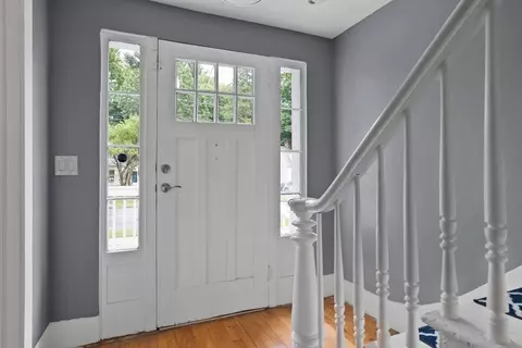 Entry Way - 642 Cooley St, Springfield, MA 01128 photo 2 of 3