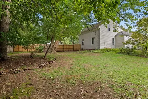 Exterior - 642 Cooley St, Springfield, MA 01128 photo 6 of 11