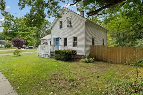 Exterior - 642 Cooley St, Springfield, MA 01128 photo 9 of 11