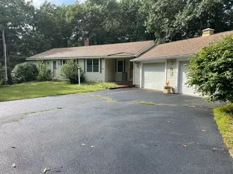 690 E Broadway, Haverhill, MA 01830