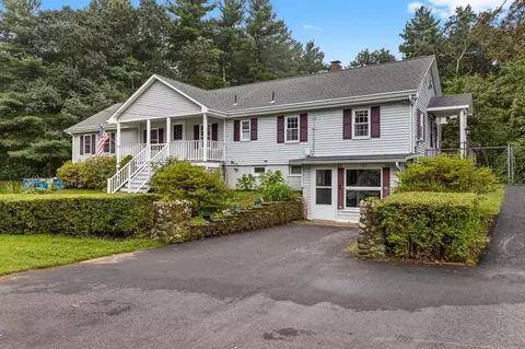 132 Beach St, Foxboro, MA 02035