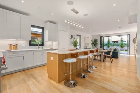 43 Stearns Rd #SF, Brookline, MA 02446