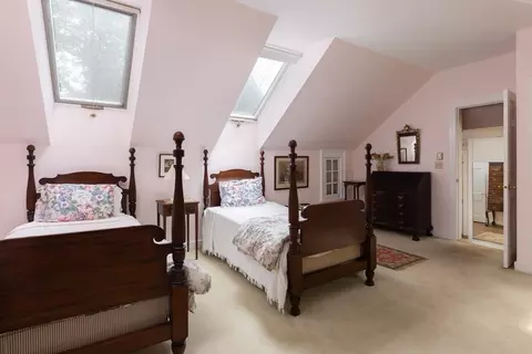 120 Codman Rd, Brookline, MA 02445 photo 18