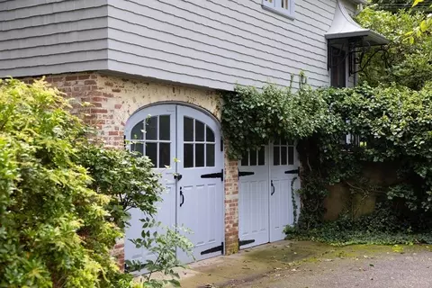 120 Codman Rd, Brookline, MA 02445 photo 21