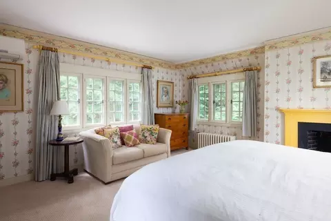 120 Codman Rd, Brookline, MA 02445 photo 13