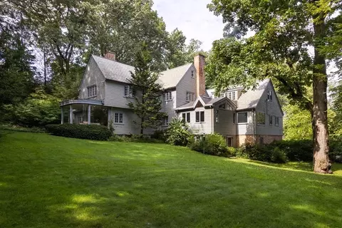 120 Codman Rd, Brookline, MA 02445