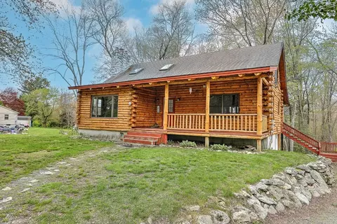 5 Perkins Ln, Acushnet, MA 02743