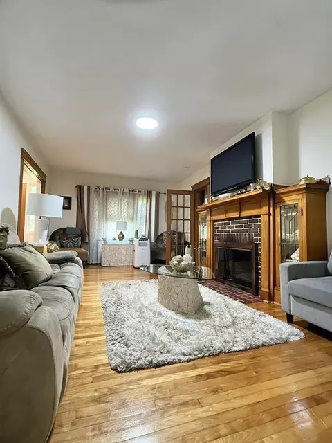 60 Flagg St, Worcester, MA 01602 photo 7