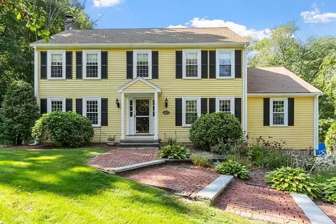 503 Boston St, North Andover, MA 01845