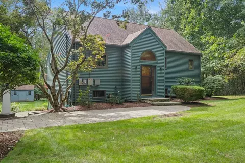 248 Main St, Boxford, MA 01921