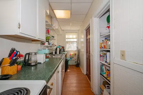 6 Dean St, Worcester, MA 01609 photo 12