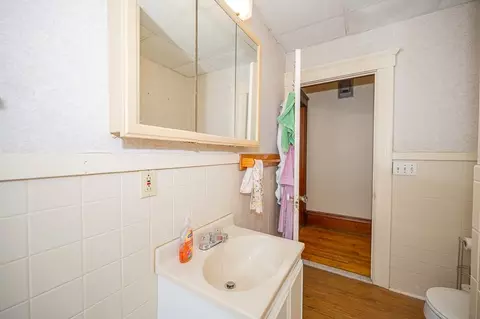 6 Dean St, Worcester, MA 01609 photo 27