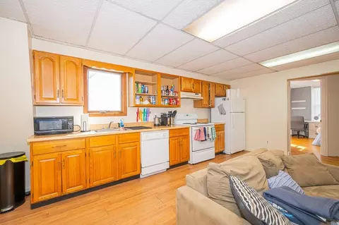 6 Dean St, Worcester, MA 01609 photo 20