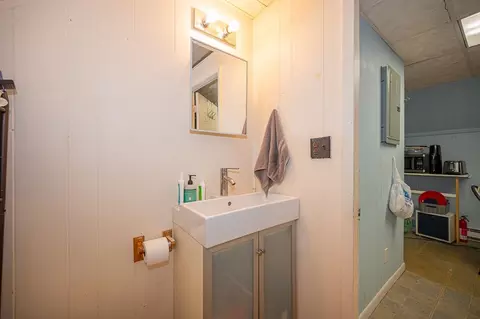 6 Dean St, Worcester, MA 01609 photo 37