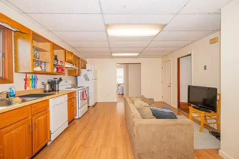 6 Dean St, Worcester, MA 01609 photo 19