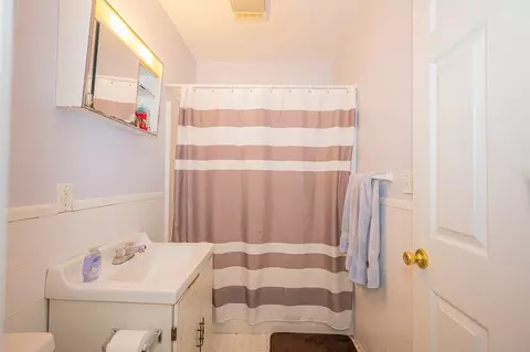 152 West St, Worcester, MA 01609 photo 24