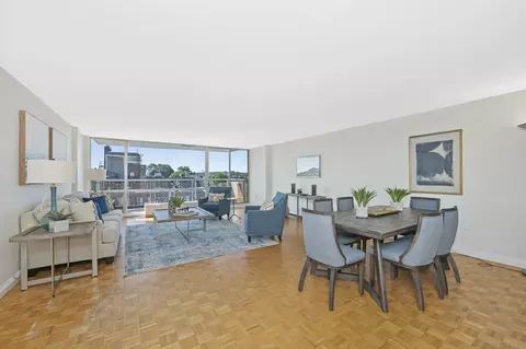 45 Longwood Ave #712, Brookline, MA 02446