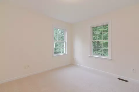 21 Shore Dr, Upton, MA 01568 photo 24