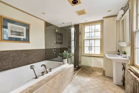 9 Brown St, Beverly, MA 01915 photo 34