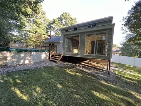 5 Attitash Ave, Sutton, MA 01590 photo 9