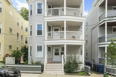8 Newton St #1, Cambridge, MA 02139