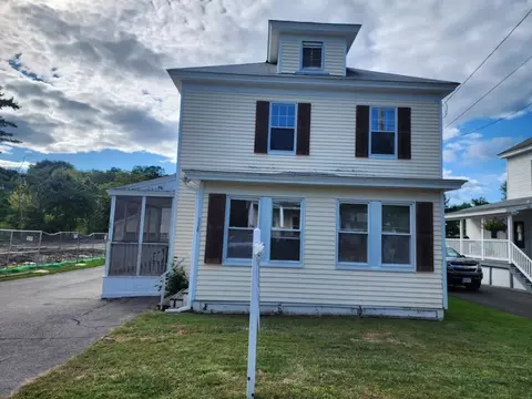 138 Market St, Amesbury, MA 01913