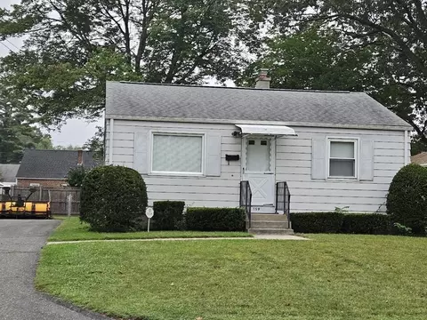 159 Middle St, Springfield, MA 01104 photo 1