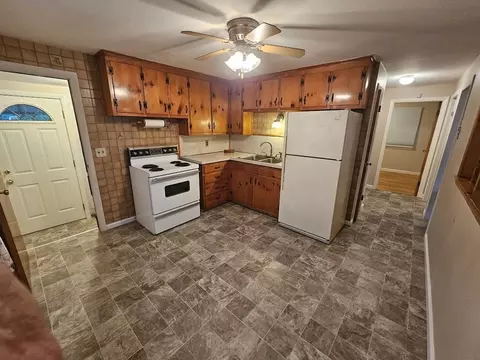 159 Middle St, Springfield, MA 01104 photo 7