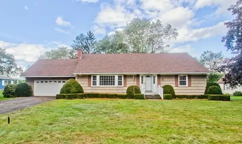 89 Richmond Rd, Ludlow, MA 01056