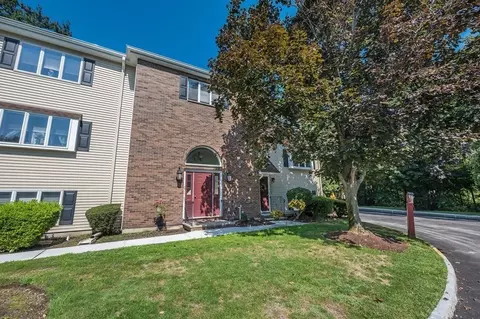 305 Salem St #107, Woburn, MA 01801