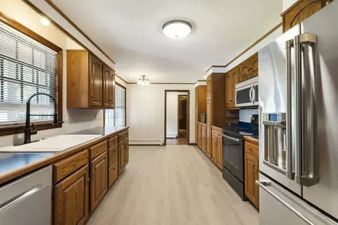 138 Lincoln Rd, Sutton, MA 01590 photo 4