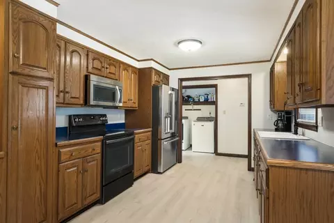 138 Lincoln Rd, Sutton, MA 01590 photo 6