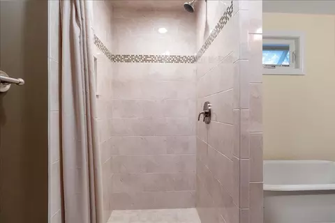 36 Calvert Rd, Walpole, MA 02032 photo 29