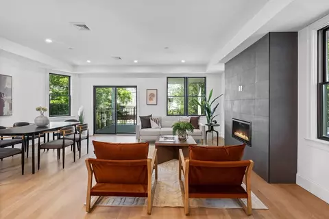 5 Bellflower St #A, Boston, MA 02125