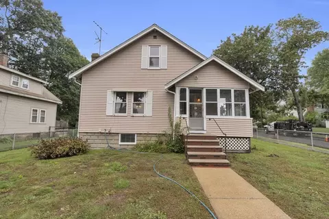 205 Salem St, Wakefield, MA 01880