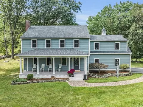 37 Magnolia Dr, Westford, MA 01886