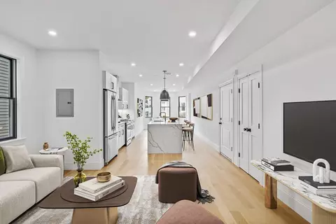 5 Bellflower St #B, Boston, MA 02125