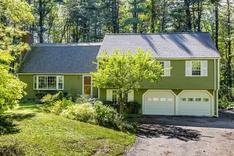 105 Virginia Farme Ln, Carlisle, MA 01741