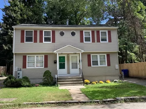 37-39 Warriner Ave, Springfield, MA 01108