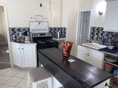 169 Dickinson St, Springfield, MA 01108 photo 5