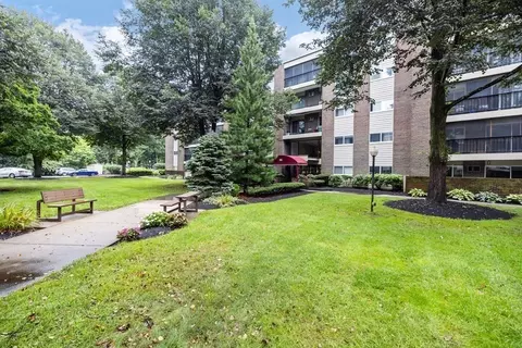 66 Main St #49A, Stoneham, MA 02180 photo 2