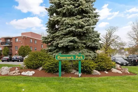 400 Governors Dr #4, Winthrop, MA 02152