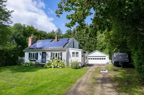 55 Highland St, Ware, MA 01082 photo 3