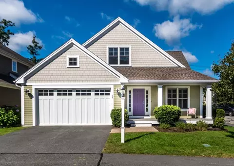 900 Greendale Ave #14, Needham, MA 02492