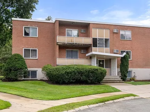 79 Lionel Ave #A, Waltham, MA 02452