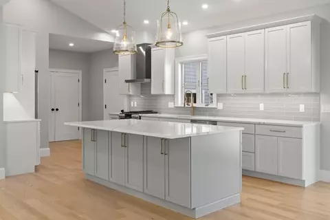 55 North St, Danvers, MA 01923 photo 12